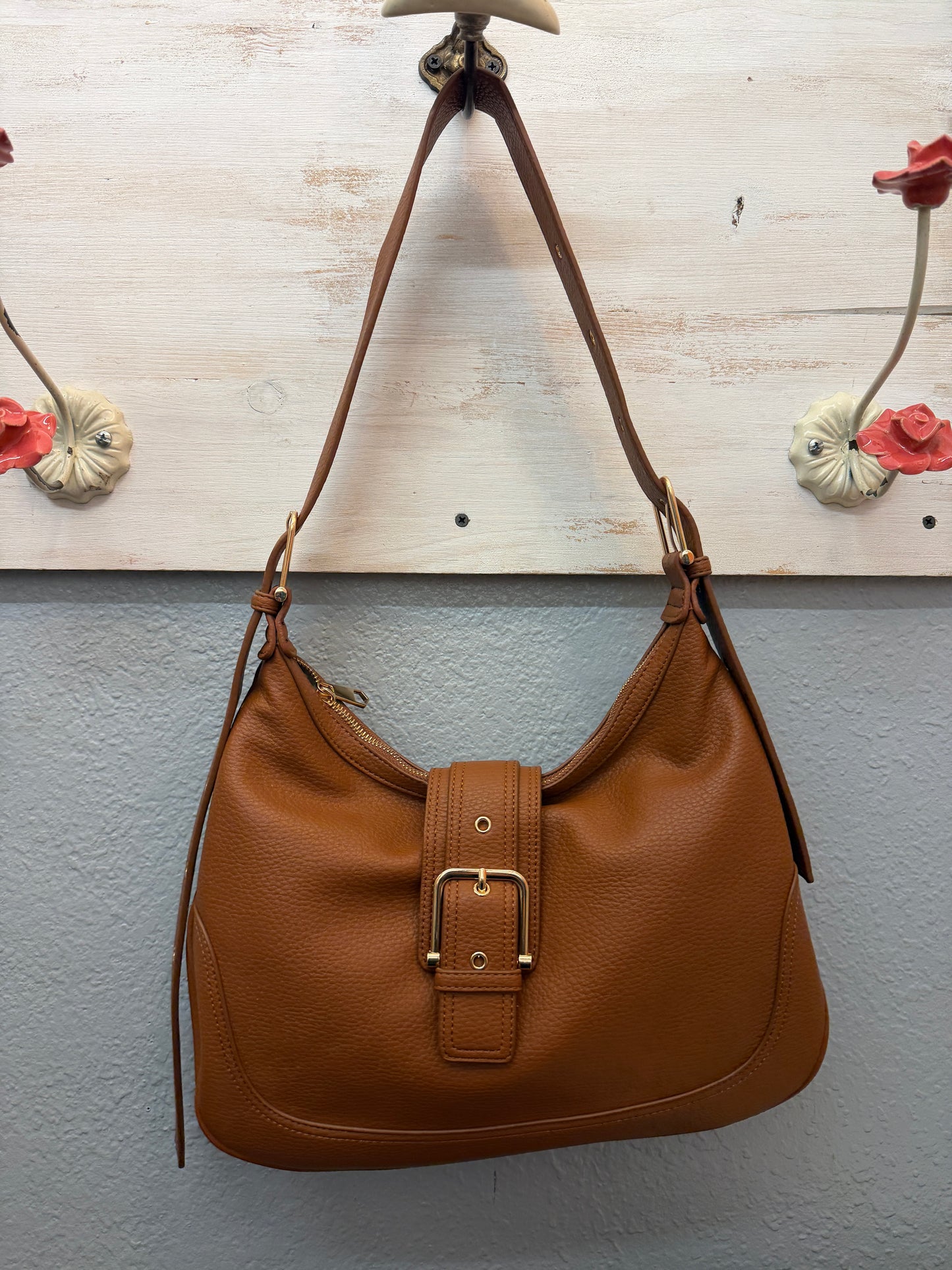 Beige Buckle Everyday Shoulder Bag