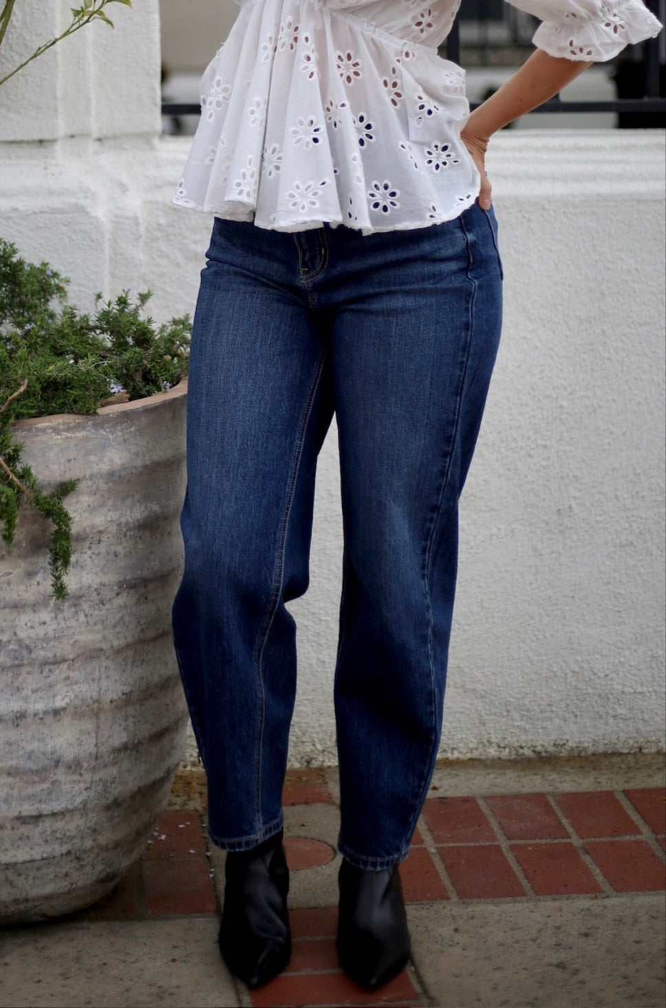 Modernist Slim Balloon Jeans
